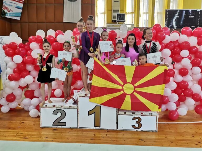 Прилепските грации се закитија со грст медали во дисциплината естетско ритмичка гимнастика, во Бугарија