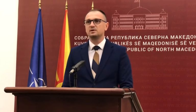 Проданоски: Покачени се платите во образование и здравство, а ќе се покачат и во МВР и администрација